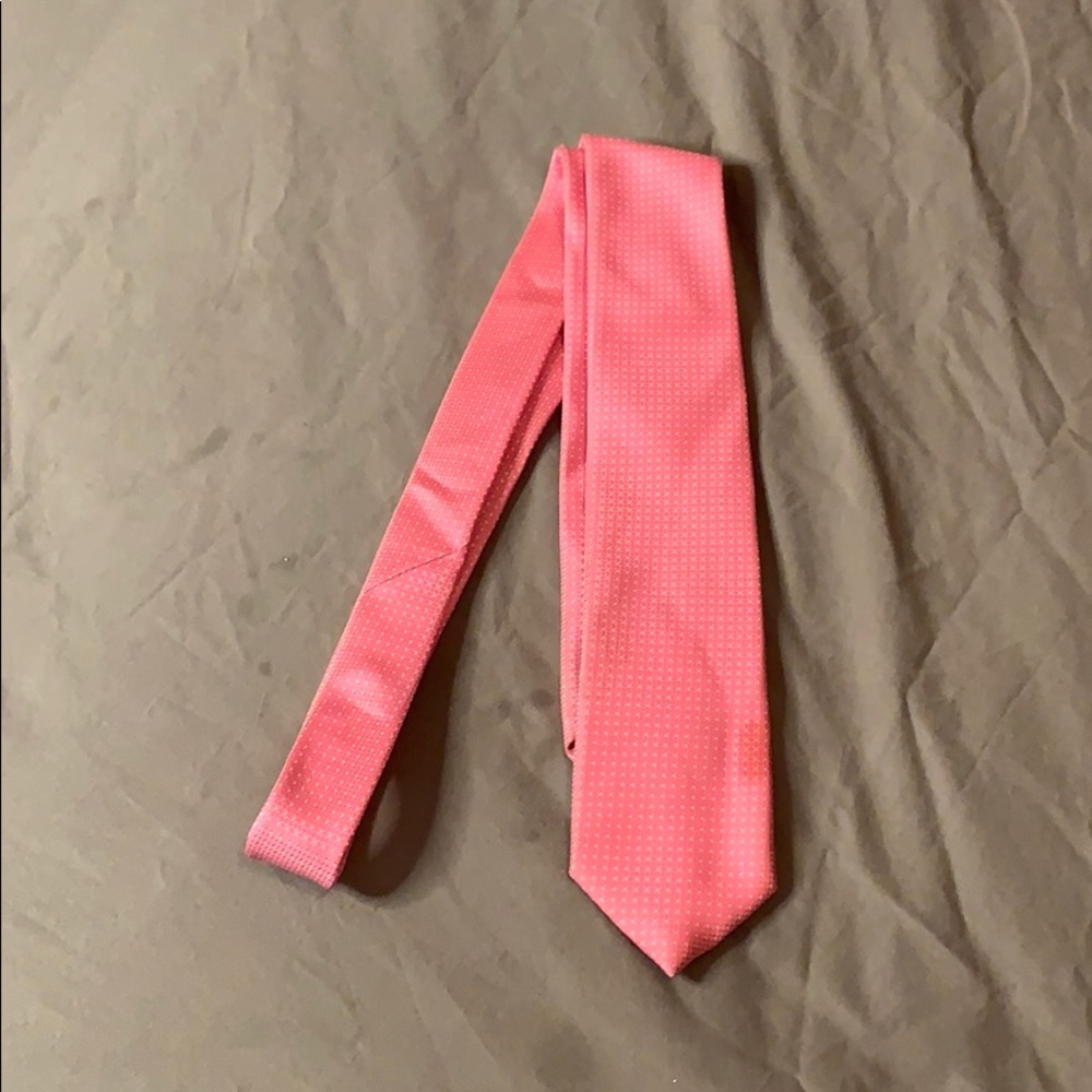 NECK TIE